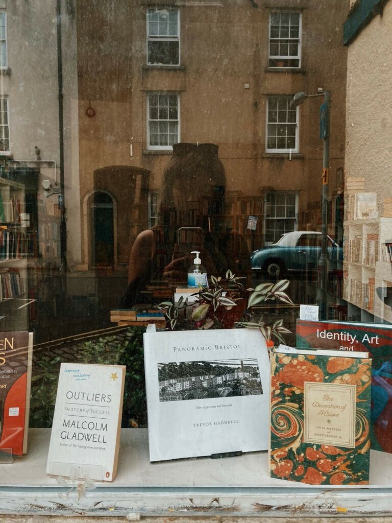 Clifton Community Bookshop during lockdown in Bristol by Lyzi Unwin