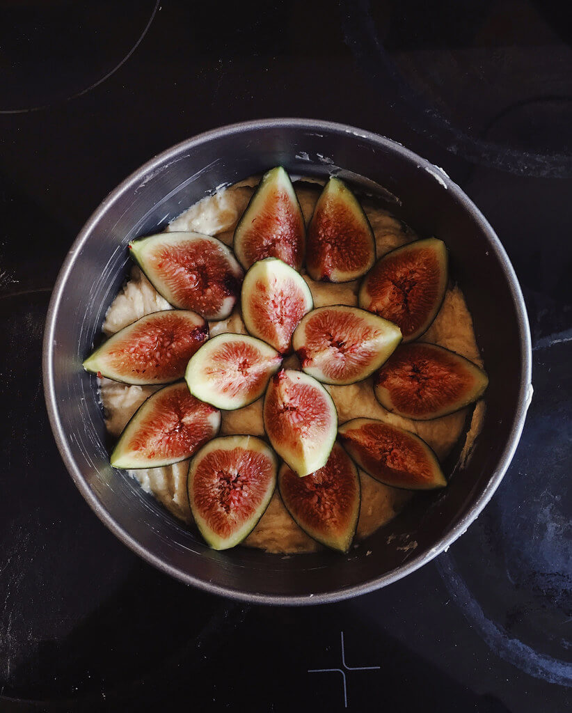 Ottolenghi fig, almond and yogurt cake recipe