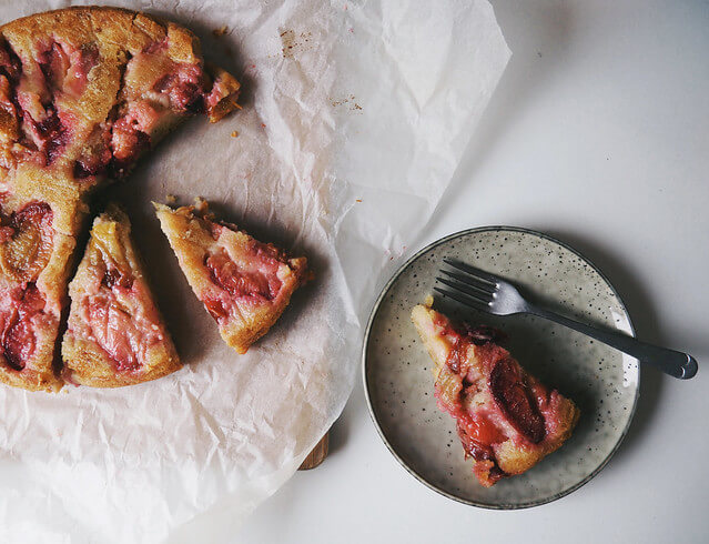 Upside down plum and olive oil cake recipe