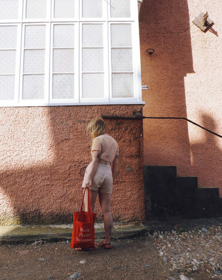 Lyzi Unwin wears a vintage summer outfit to the beach in Torcross, Devon