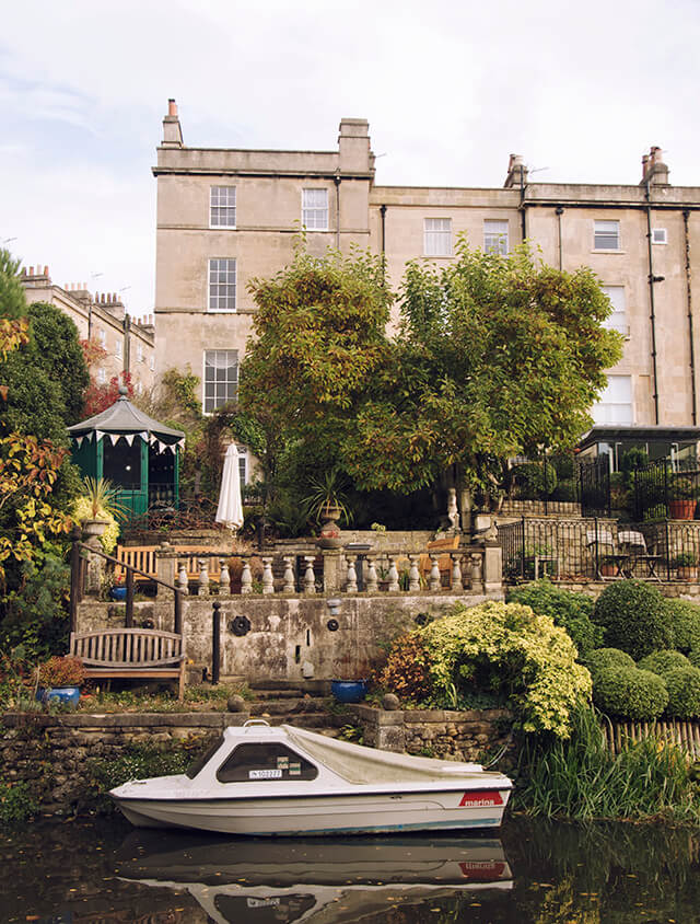 Picturesque old house by the canal in Bath