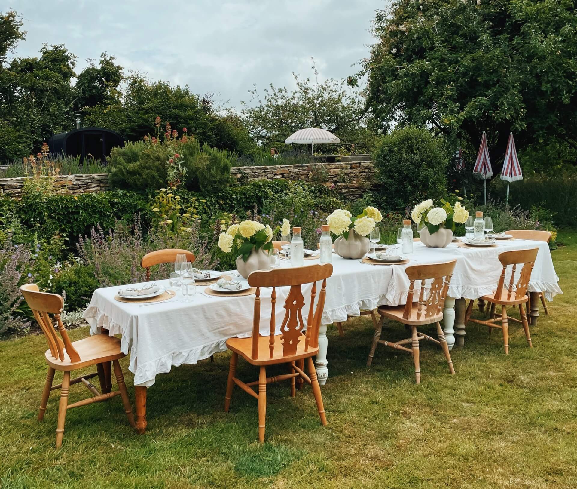 Lunch on the lawn at Church Farm Estate